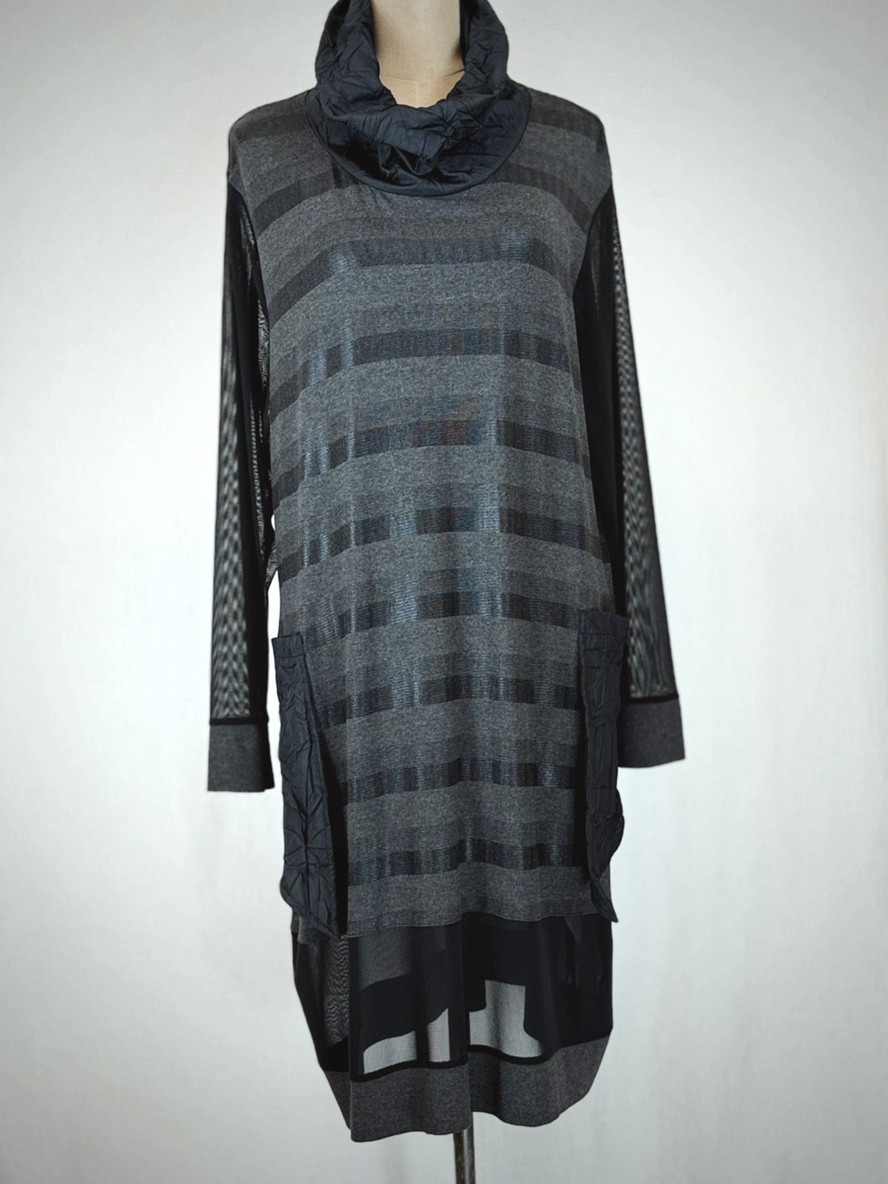 NWT Sassy #12005 Black & Grey Striped Midi Dress XXL #0222 Boutique Designer